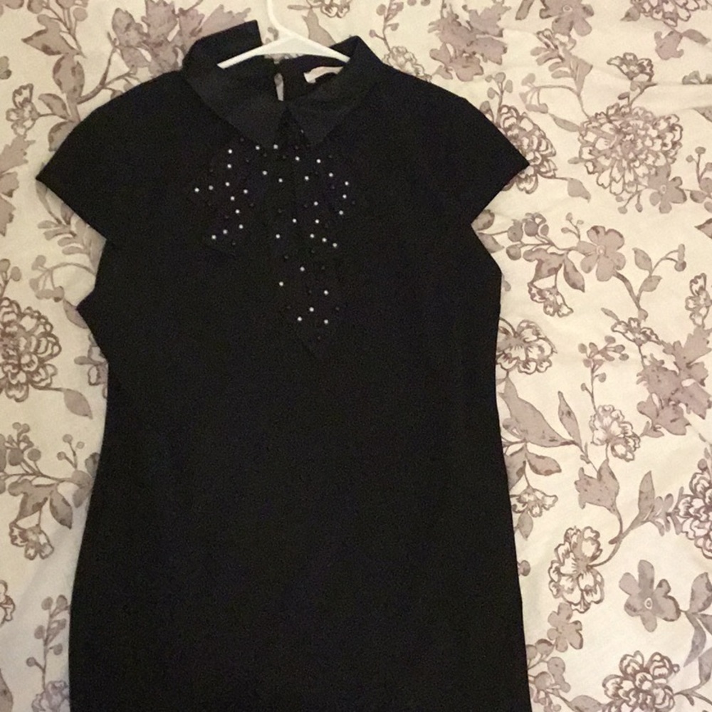 Italian Pearl-Collared Bachata Dress